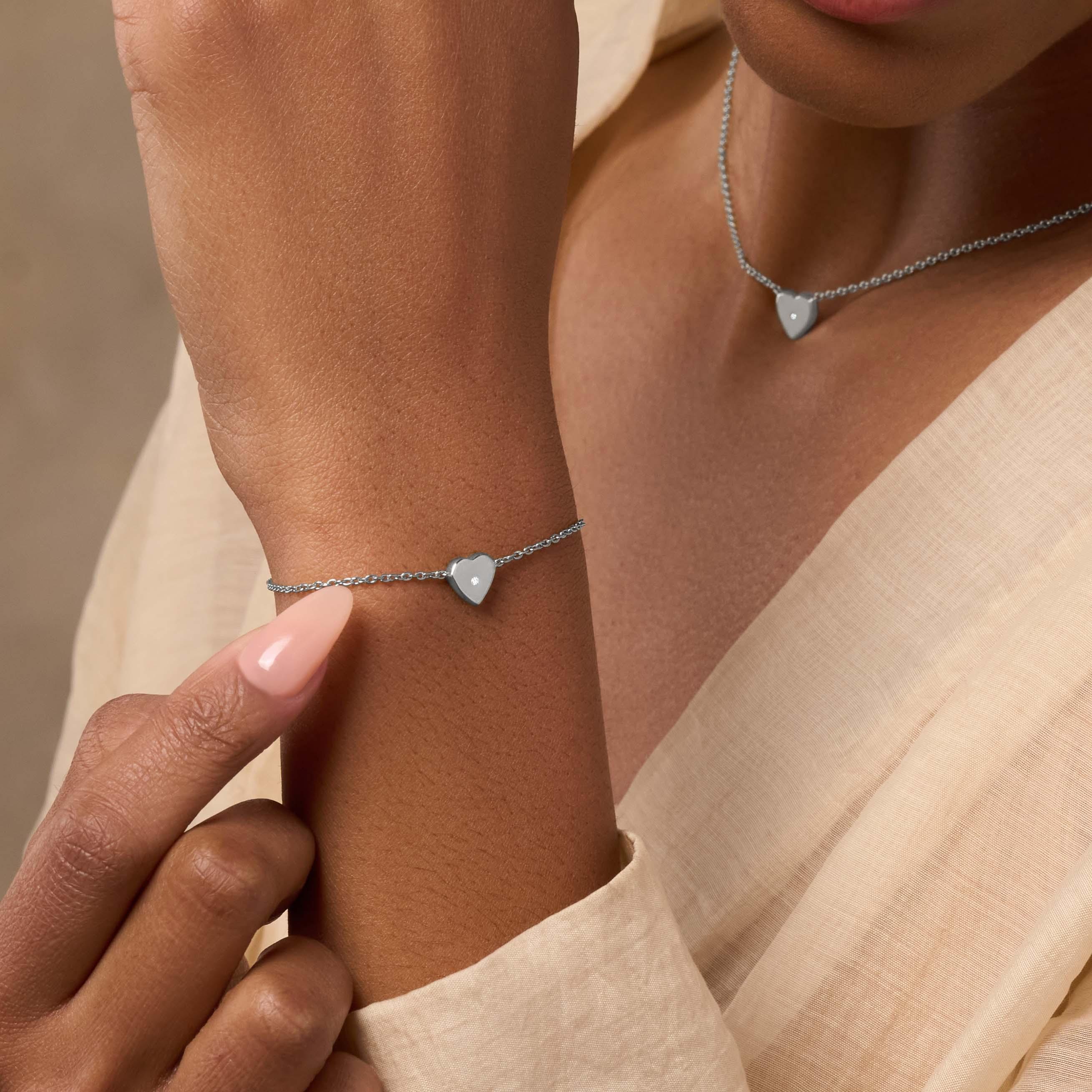 Diamond Embrace Heart Jewelry Set - Image 2