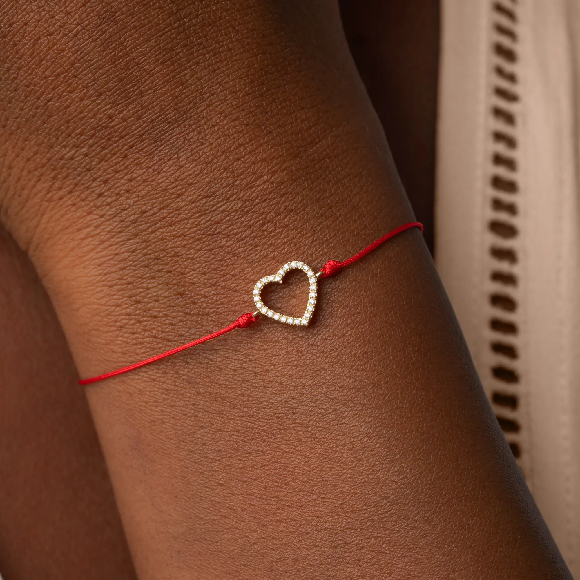 Enduring Affection Heart Red String Bracelet - Image 2