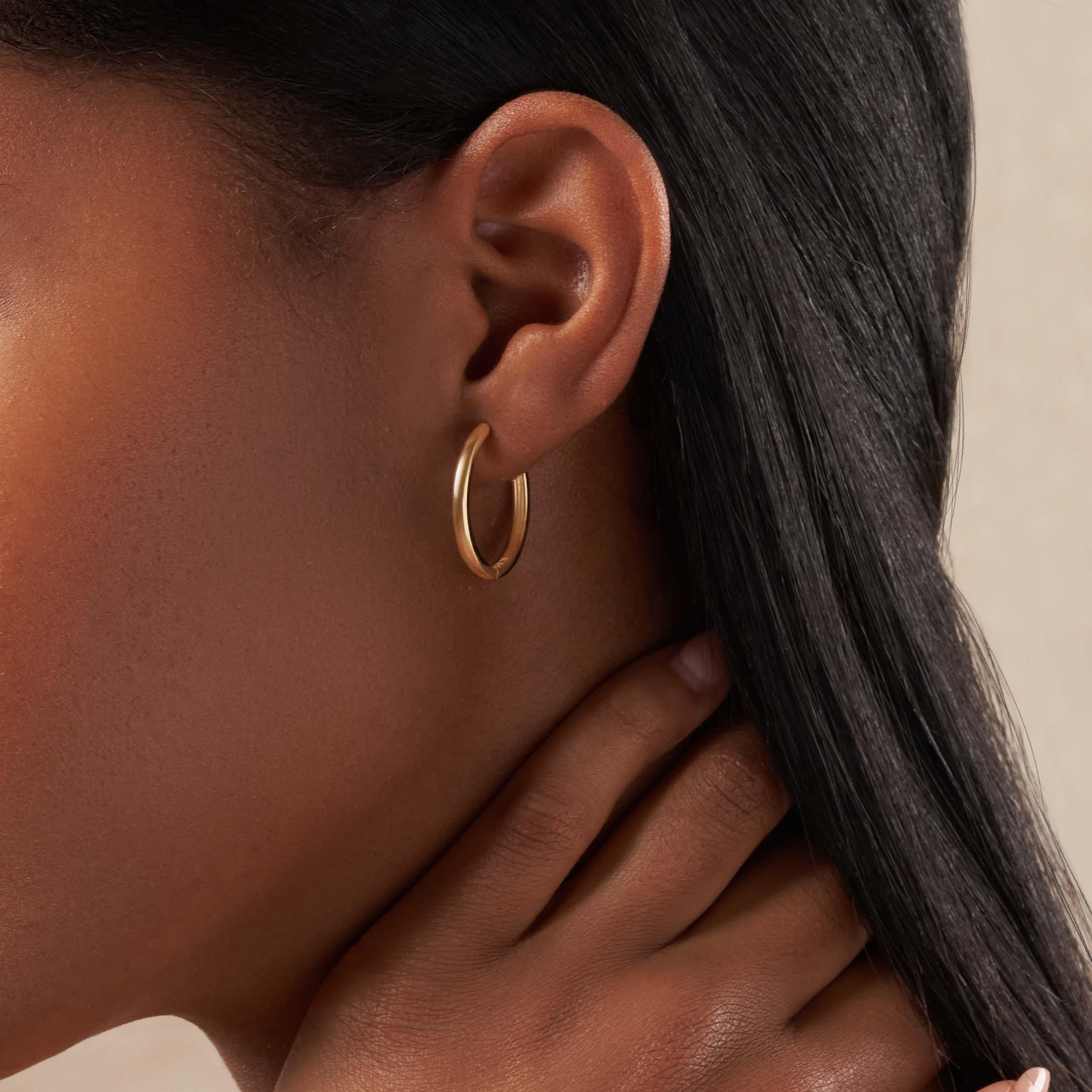 Eternal Circle - Gold Hoop Earrings - Image 2