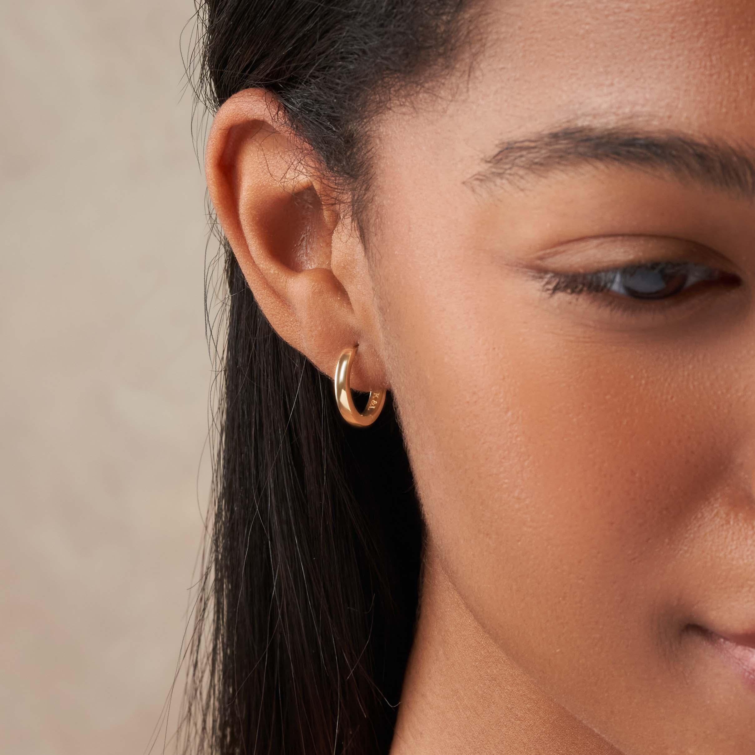 Flow of Energy - Gold Hoop Earrings - Image 2
