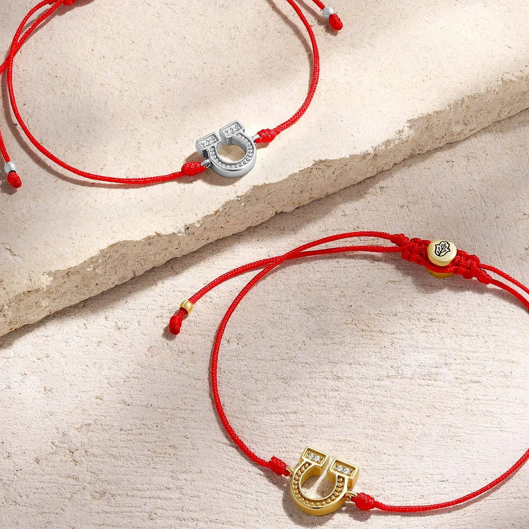 Fortune Thread Horseshoe Red String Bracelet - Image 5