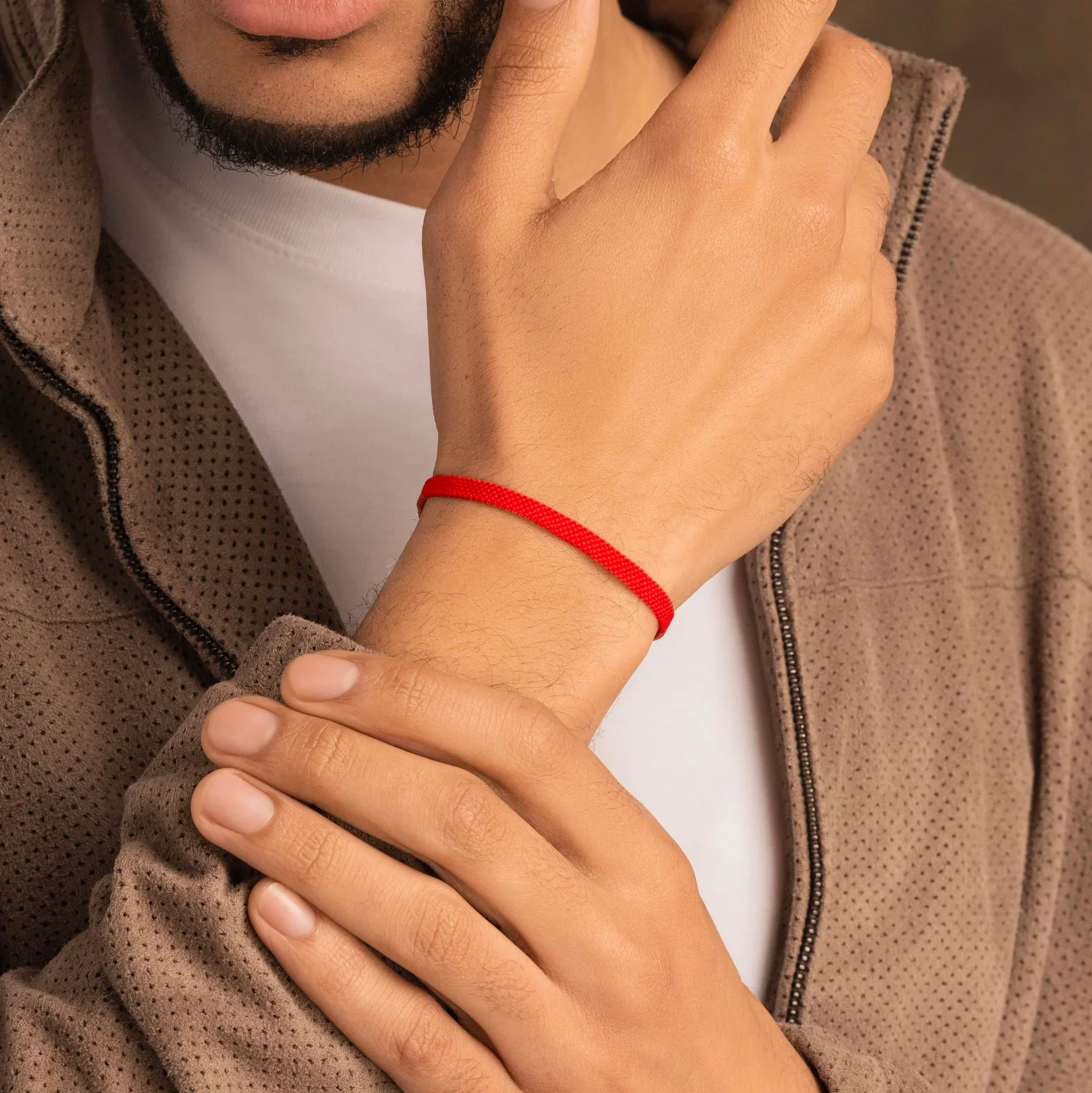Magnetic Desires Men's Red String Bracelet - Image 2