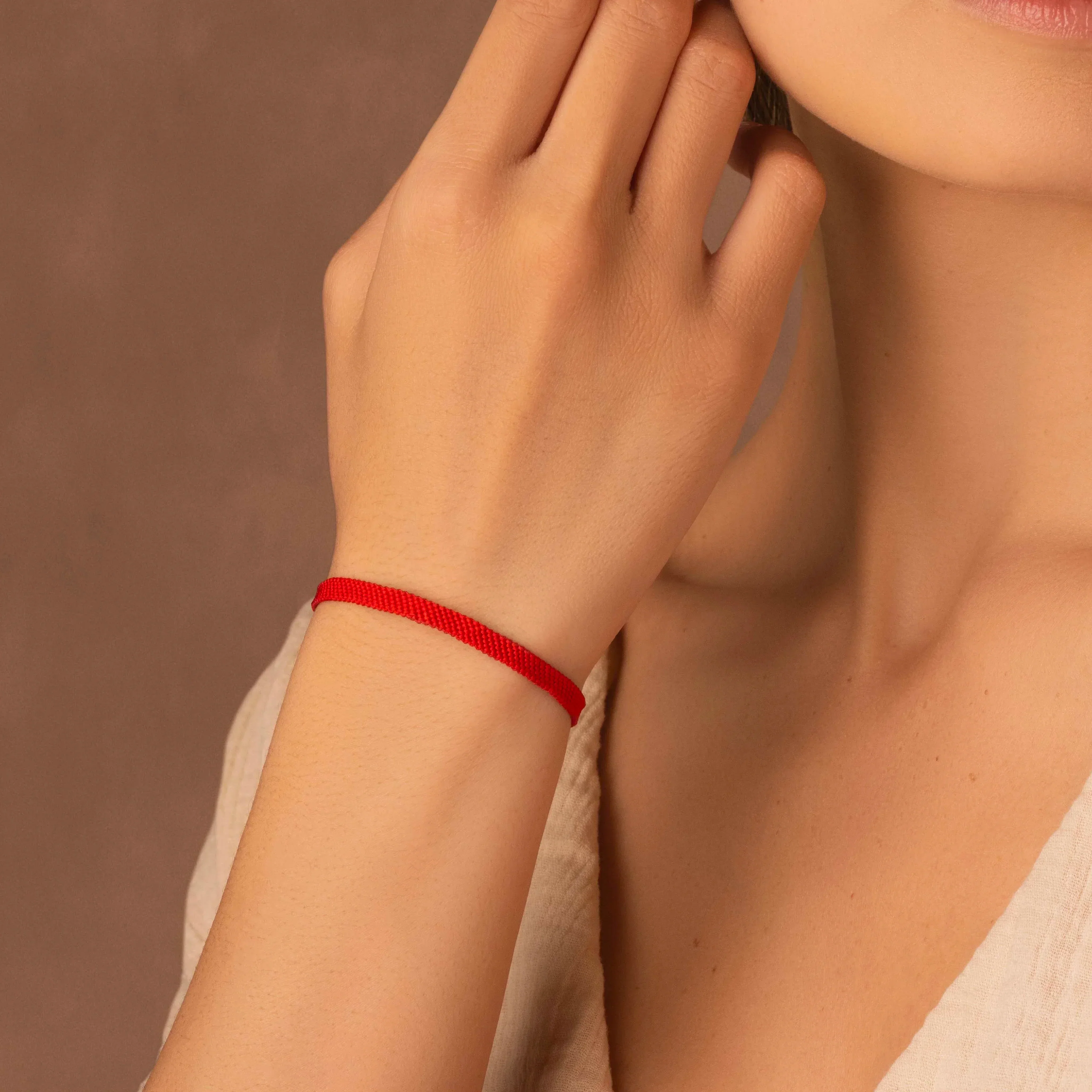 Magnetic Desires Women's Red String Bracelet - Image 4