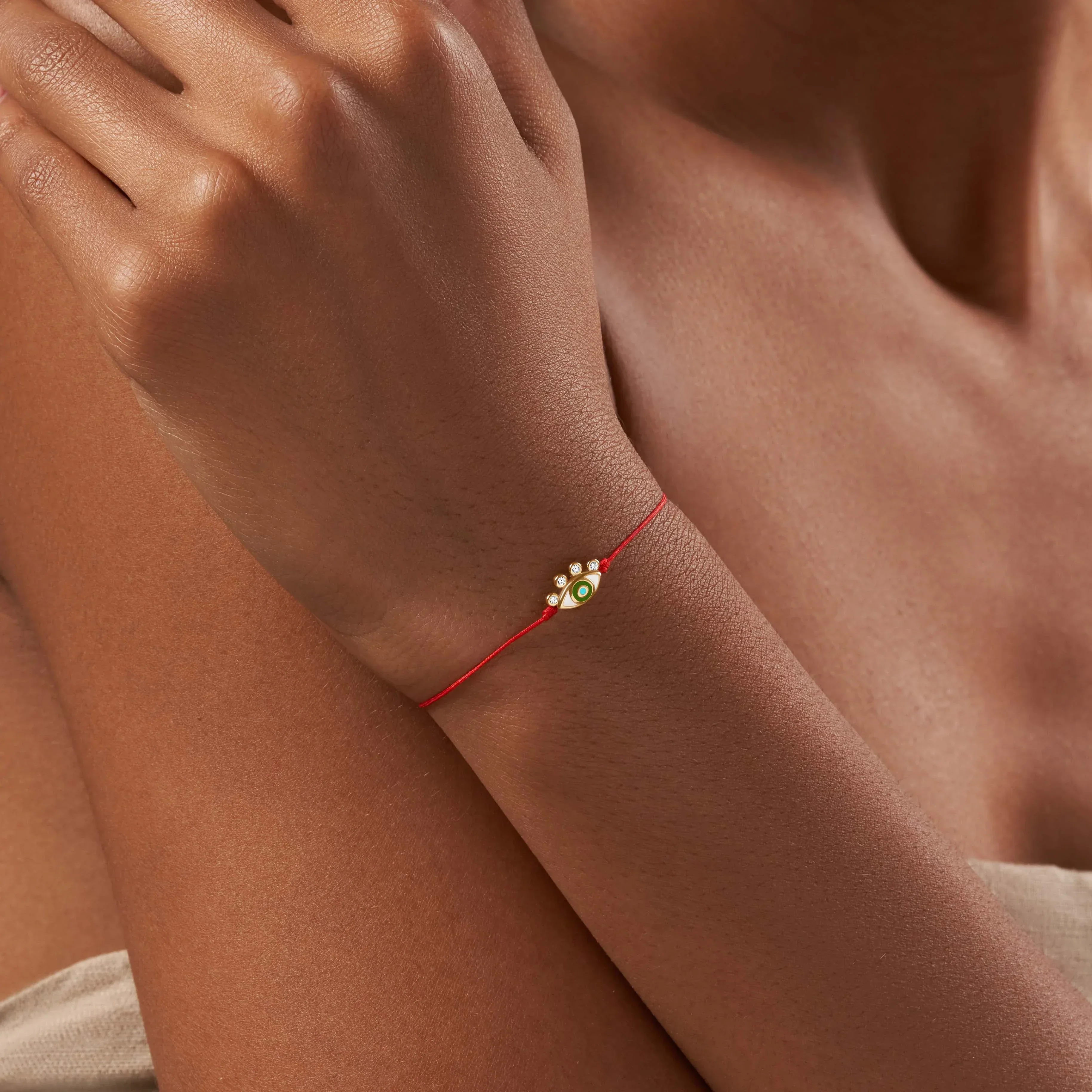 Piercing Gaze - Evil Eye Red String Bracelet - Image 2