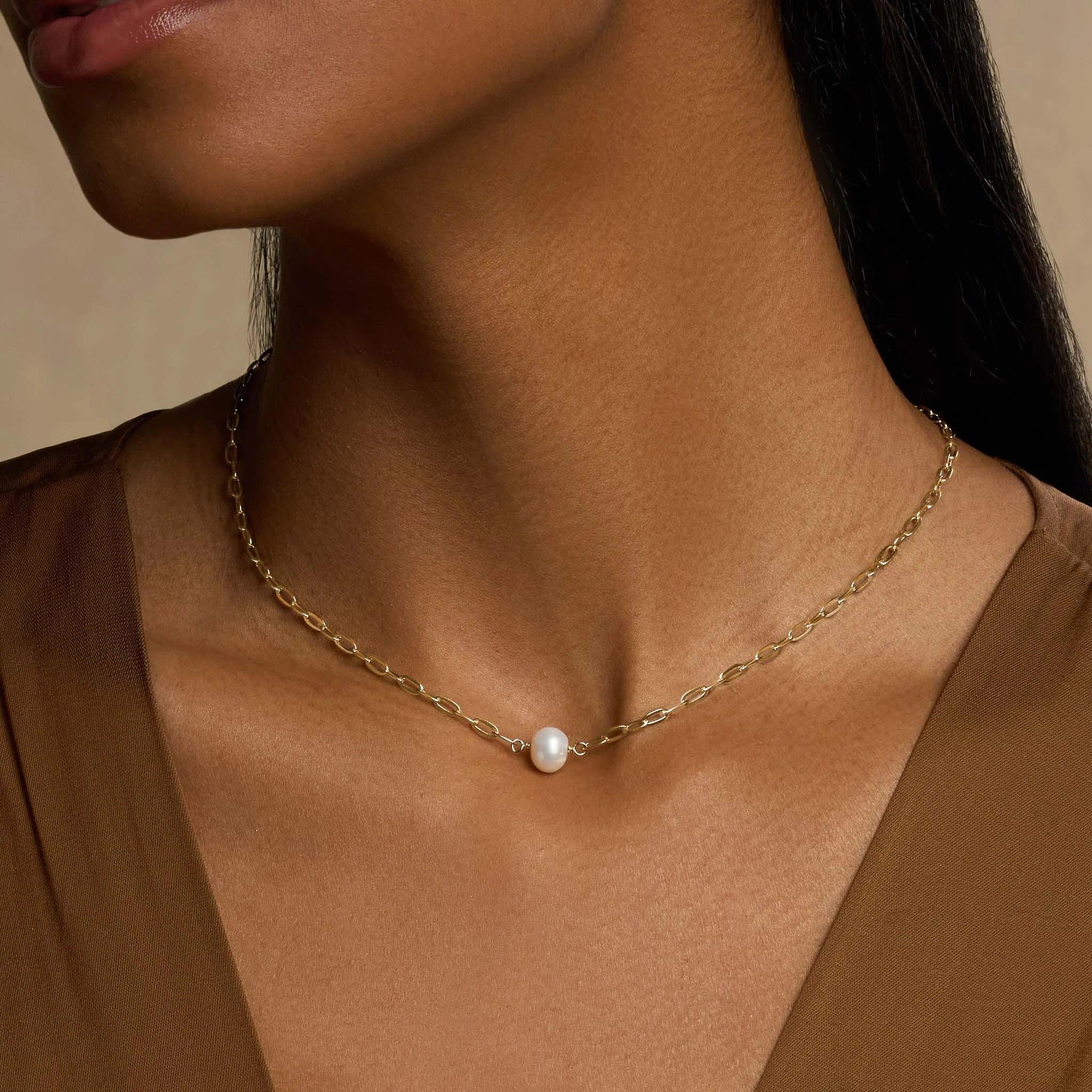Shining Possibility Pearl Chain Necklace - Image 2