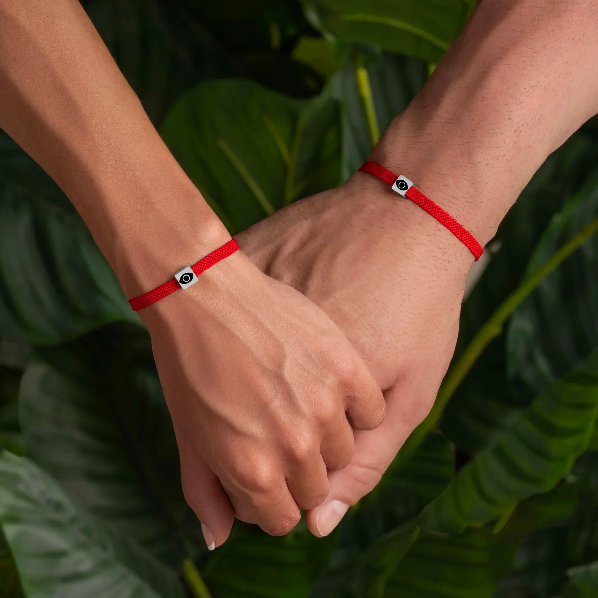 Watchful Eye Women's Red String Bracelet - Image 4
