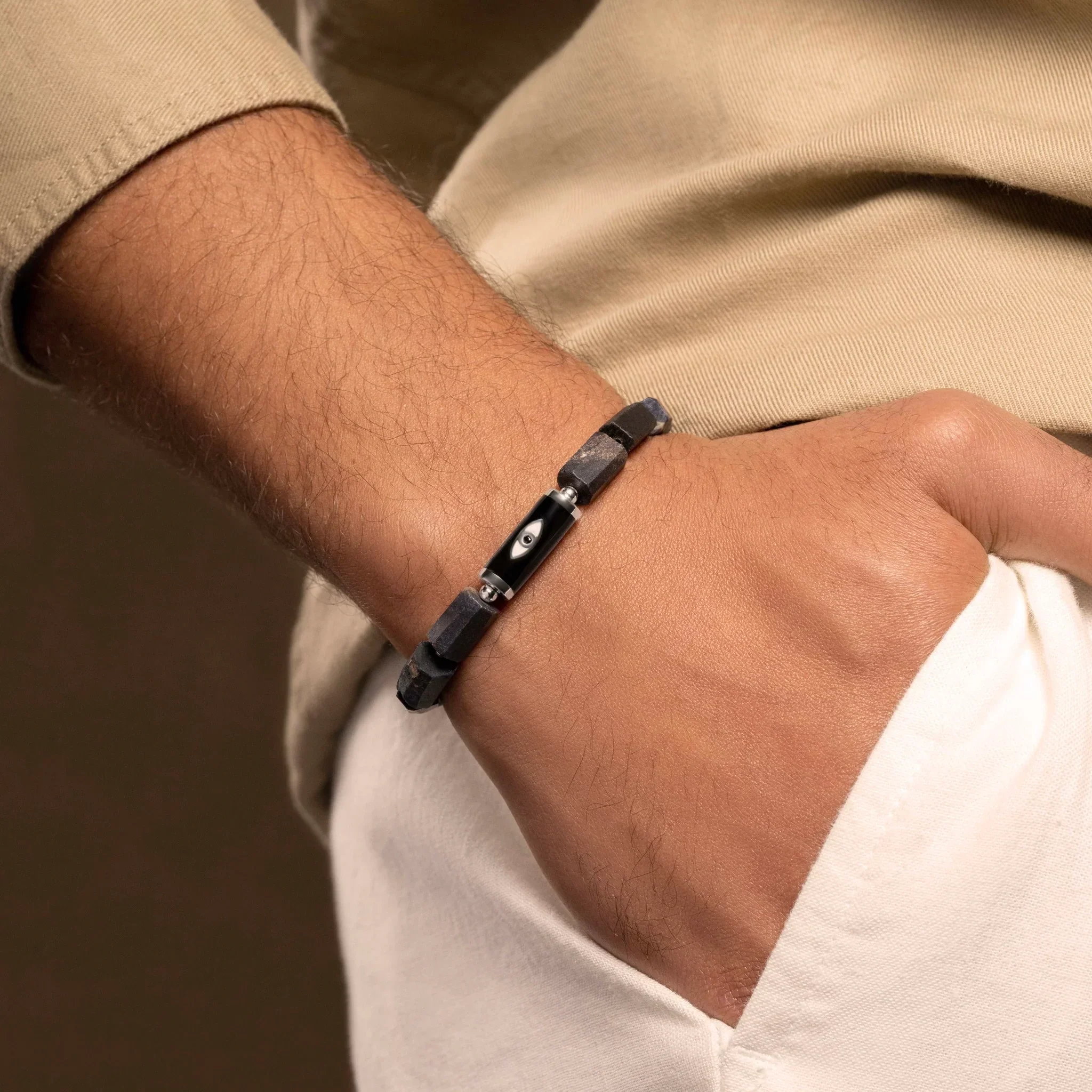 Wise Thoughts - Sapphire Onyx Bracelet - Image 2