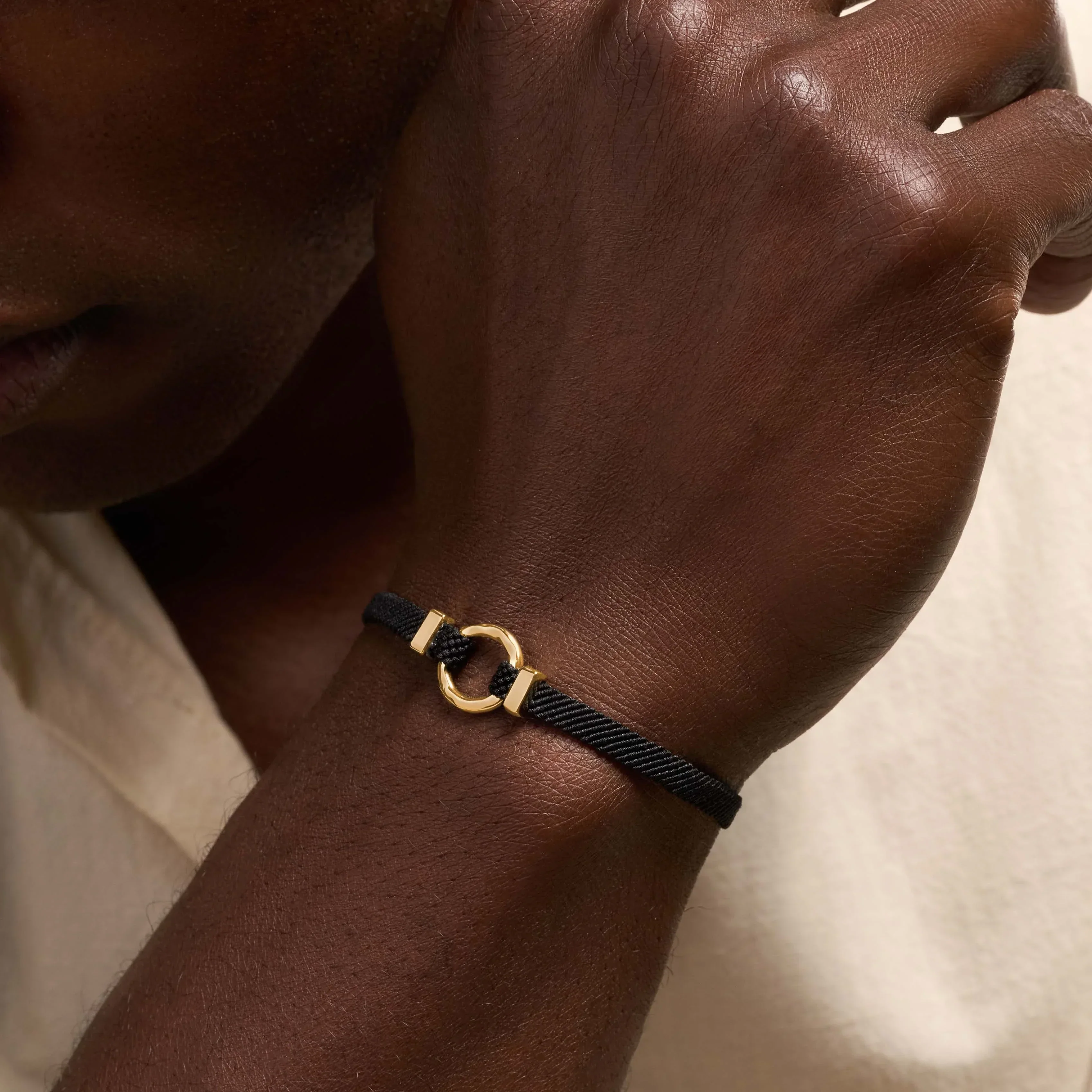Zen Living Karma Circle Men’s Black String Bracelet - Image 2